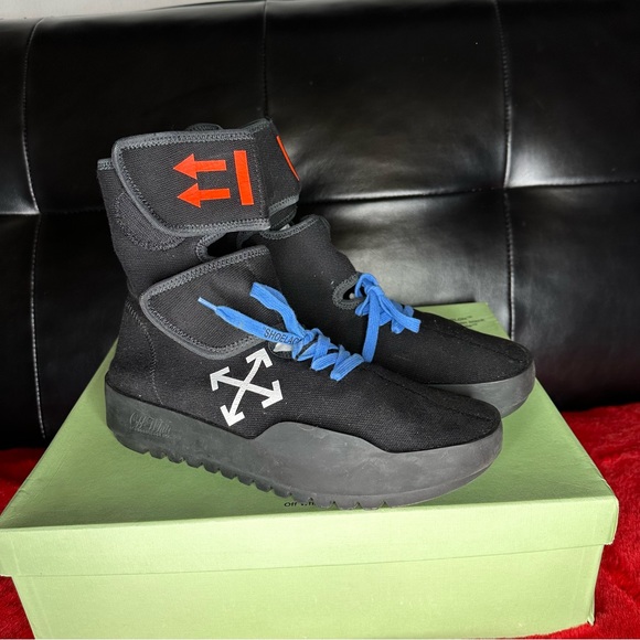 Off-White Sneakers - Picture 1 of 4